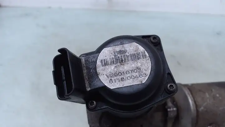 Ford Focus (2005 - 2008)  V29010703 Клапан EGR