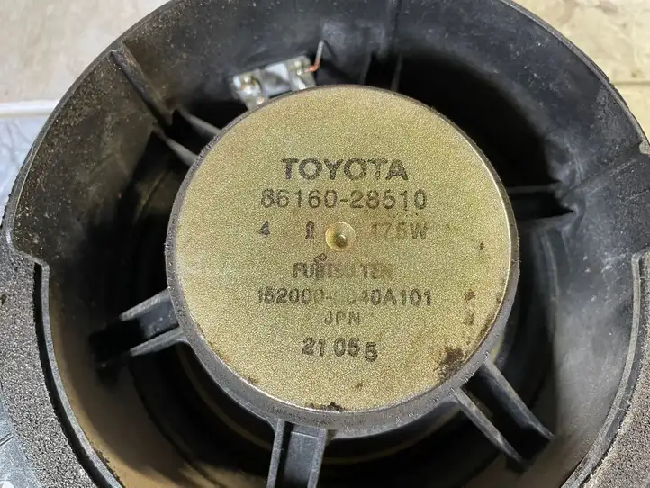 Toyota Previa (XR30, XR40) II (2000 - 2006)  8616028510 Громкоговоритель (громкоговорители) в передних дверях