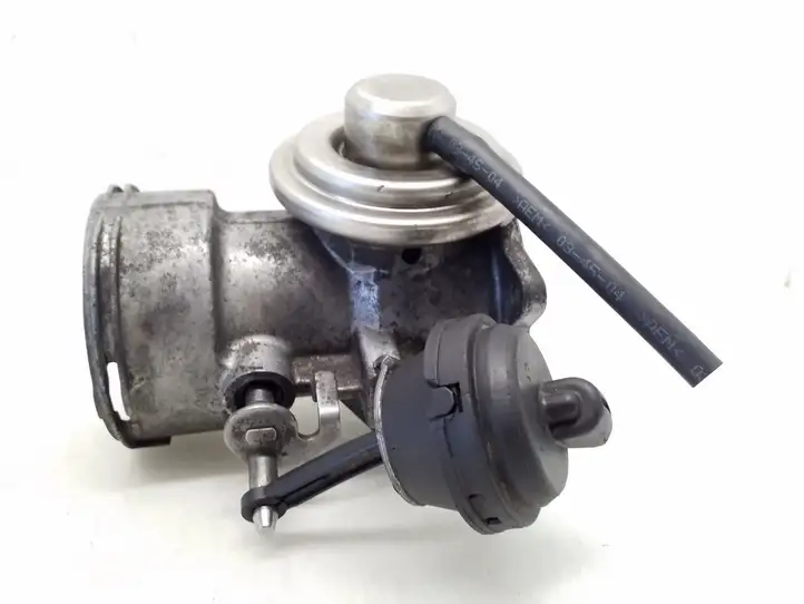 Volkswagen Transporter-Caravelle (2003 - 2009)  070128073 Клапан EGR