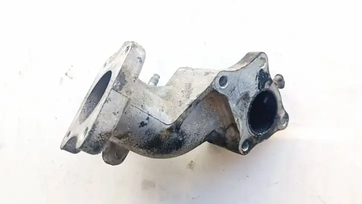 Toyota Auris 150 (2006 - 2012)   Клапан EGR