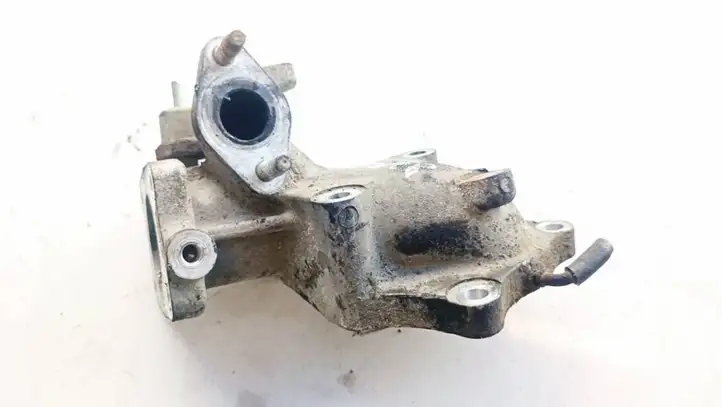 Toyota Auris 150 (2006 - 2012)   Клапан EGR