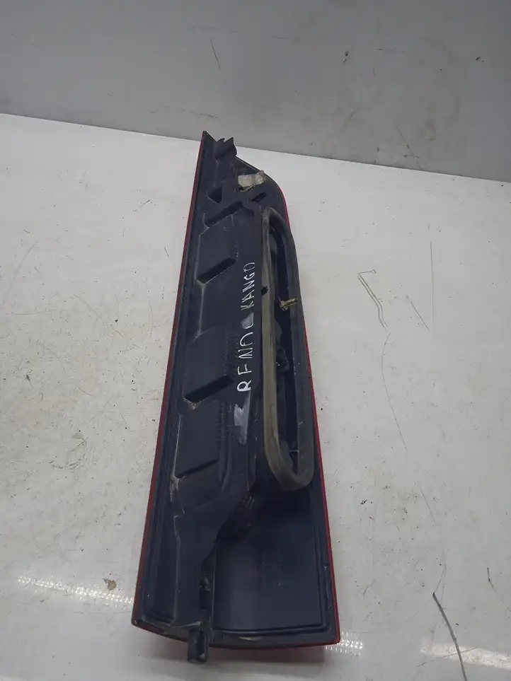 Renault Kangoo I (1997 - 2003) 085511939R Задний фонарь в кузове — фото 3