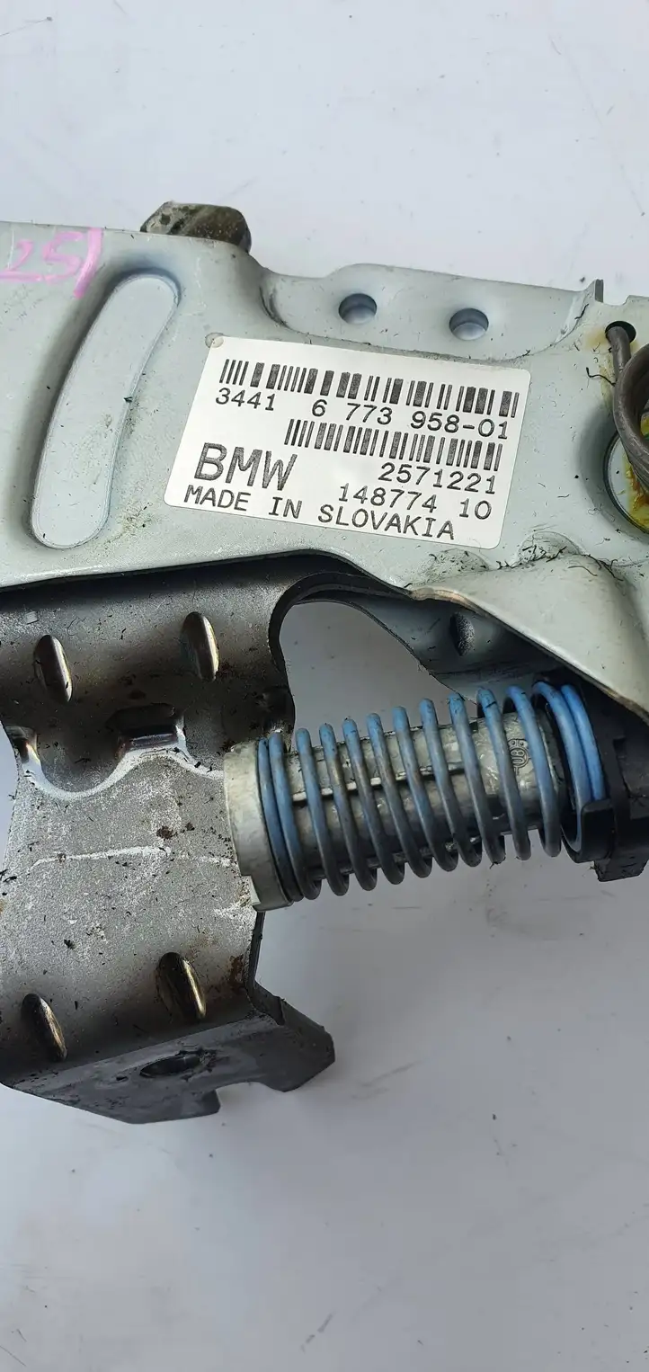 BMW 5 E60 E61 (2004 - 2010) 6773958 Механизм ручного тормоза (в салоне) — фото 3