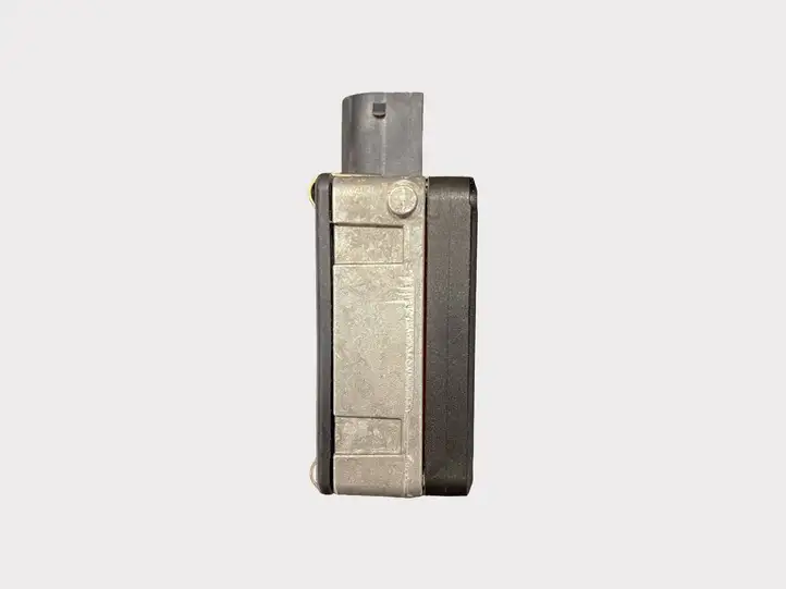 Alfa Romeo Stelvio Type 949 (2017 - ) 50558684 Радар Distronic — фото 3