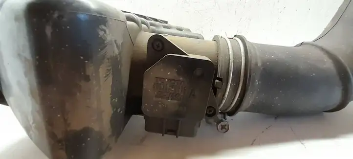 Toyota Yaris (1999 - 2003) 2221430010 Датчик массового расхода воздуха — фото 1