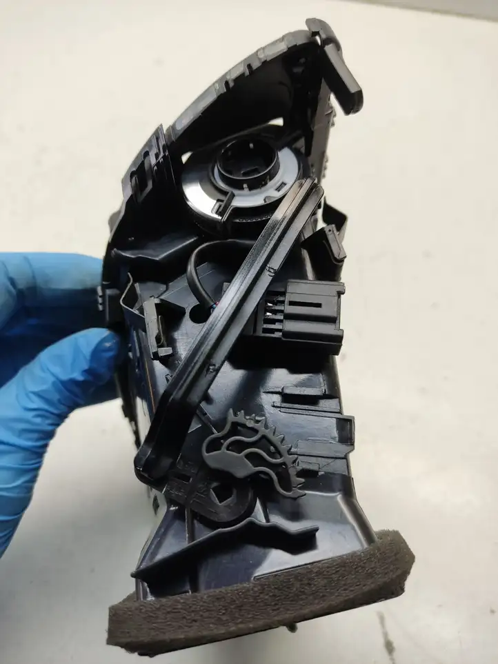 Audi A6 C7 (2011 - 2014) 4G1820902 Боковой воздушный дефлектор — фото 6
