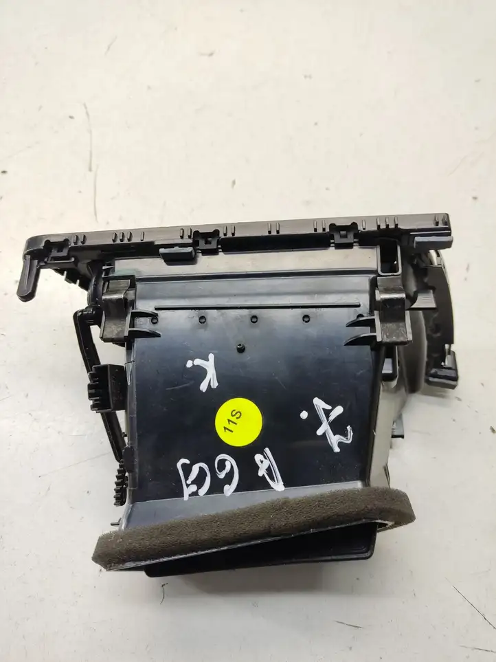 Audi A6 C7 (2011 - 2014) 4G1820902 Боковой воздушный дефлектор — фото 7
