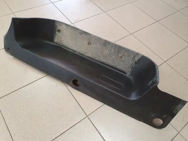 Opel Vivaro (2001 - 2006) 8200523989 Внутренняя отделка переднего порога — фото 3