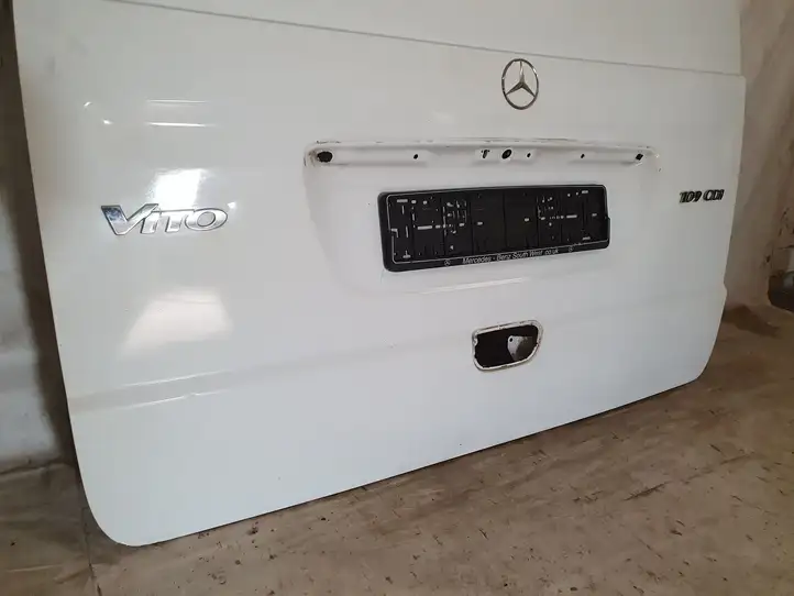 Mercedes-Benz Vito Viano W639 (2003 - 2010) Крышка багажника — фото 10