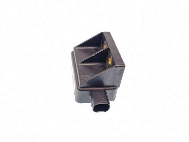 Audi A3/S3 8L (2000 - 2003)  1J0907657B Датчик ESP (системы стабильности) (датчик курсовой устойчивости))