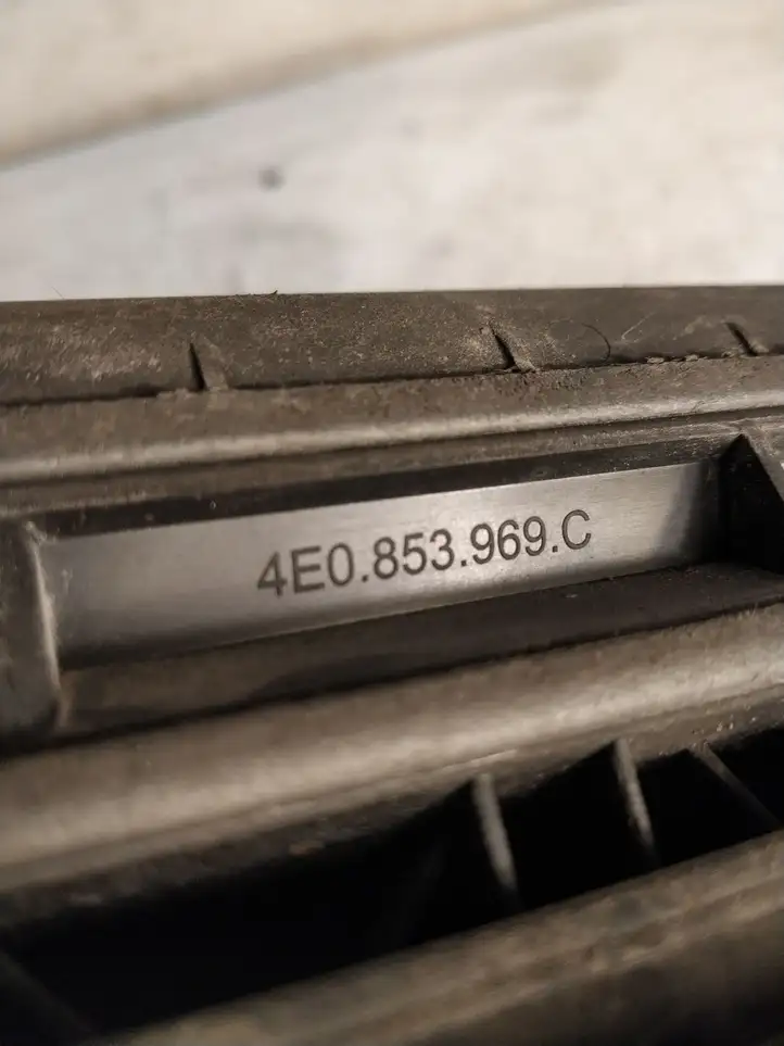 Audi A8 S8 D3 4E (2007 - 2010) 4F0853969 Молдинги задней двери — фото 5