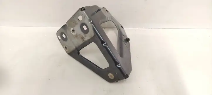 Audi A6 S6 C6 4F (2008 - 2011) 4F0621135B Крепление крыла — фото 1