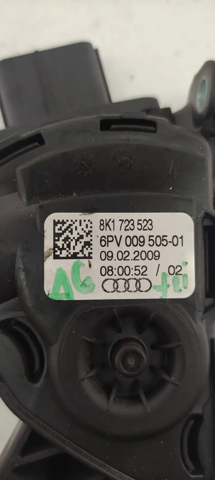 Audi A6 S6 C6 4F (2004 - 2008) 8K1723523 Педаль акселератора — фото 4