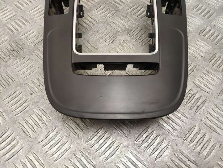 Audi A5 (2007 - 2011)  8K0864261 Рамка рычага переключения передач