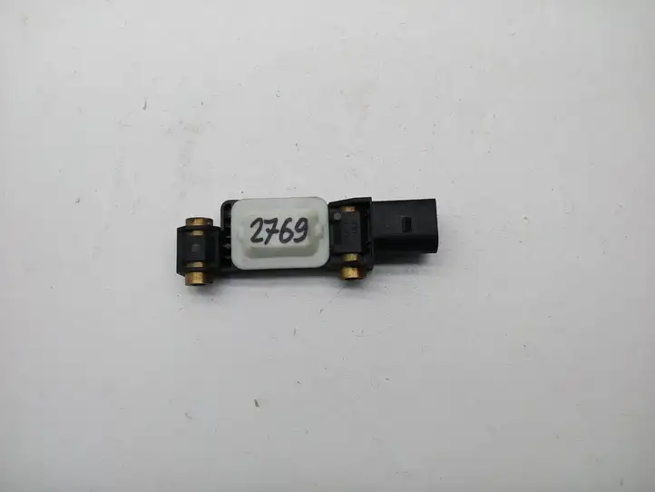 Audi A6 S6 C5 4B (2001 - 2004) 8E0959643E Датчик удара SRS — фото 1