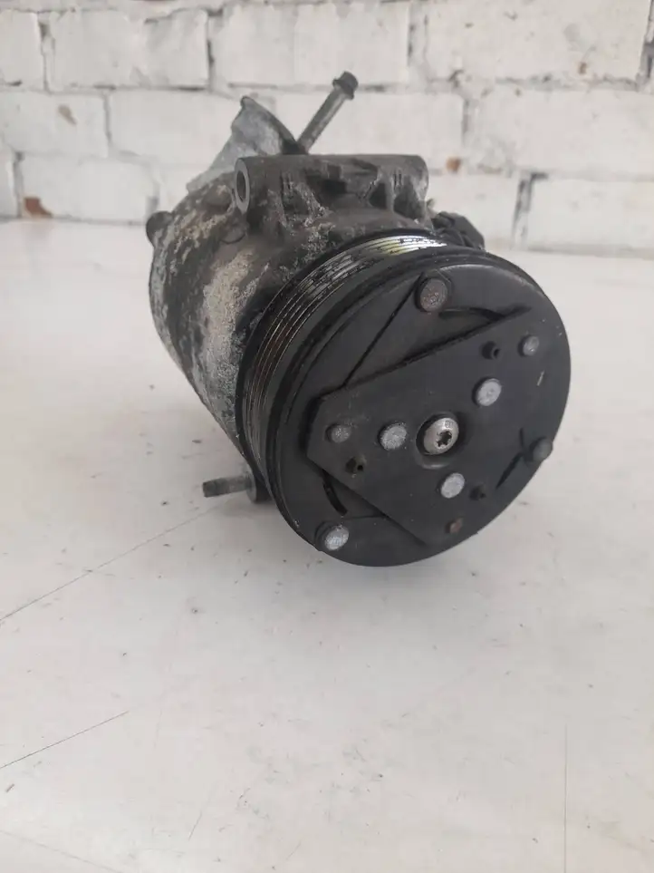 Opel Astra H (2004 - 2009) 401351739 Компрессор (насос) кондиционера воздуха — фото 3