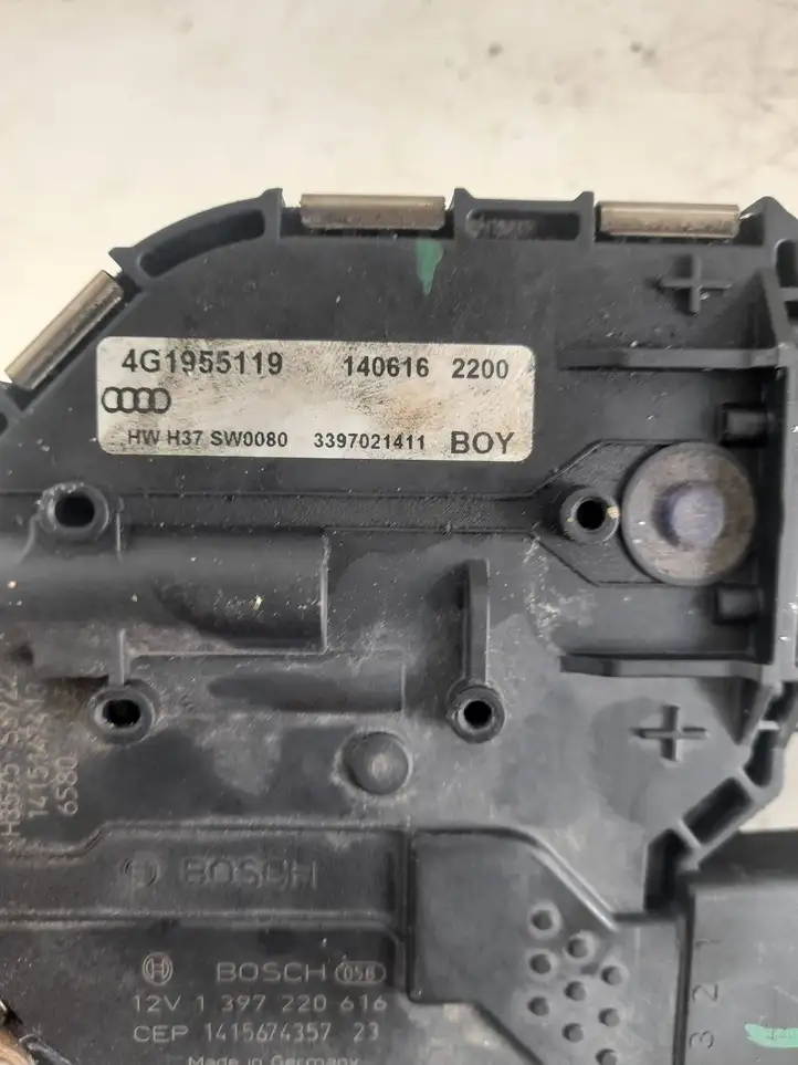 Audi A6 C7 (2011 - 2014) 3397021411 Двигатель стеклоочистителей — фото 3
