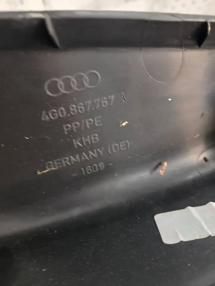Audi A6 C7 (2011 - 2014) 4G0867767A Нижняя боковая отделка заднего сиденья — фото 3