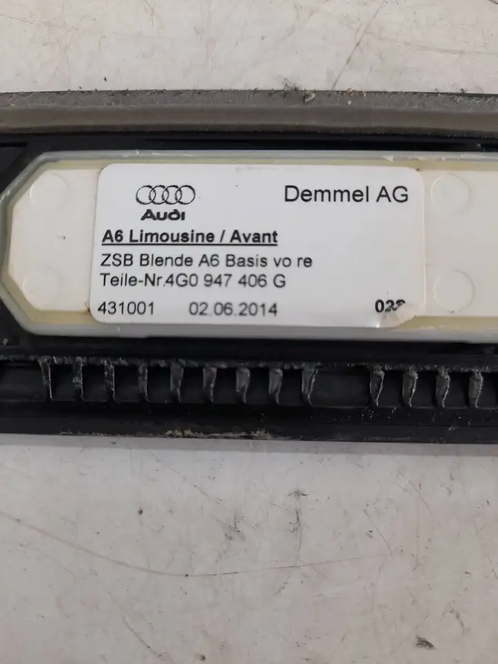 Audi A6 C7 (2011 - 2014) 4G0947406G Внутренняя отделка переднего порога — фото 3
