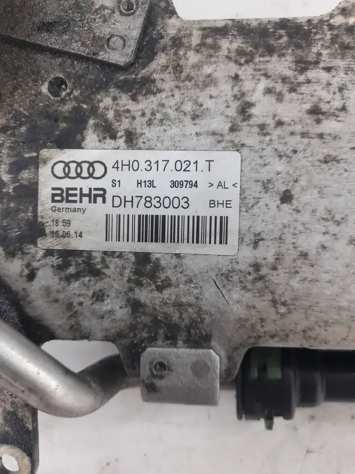 Audi A6 C7 (2011 - 2014) 4H0317021T Масляный радиатор коробки передач — фото 3