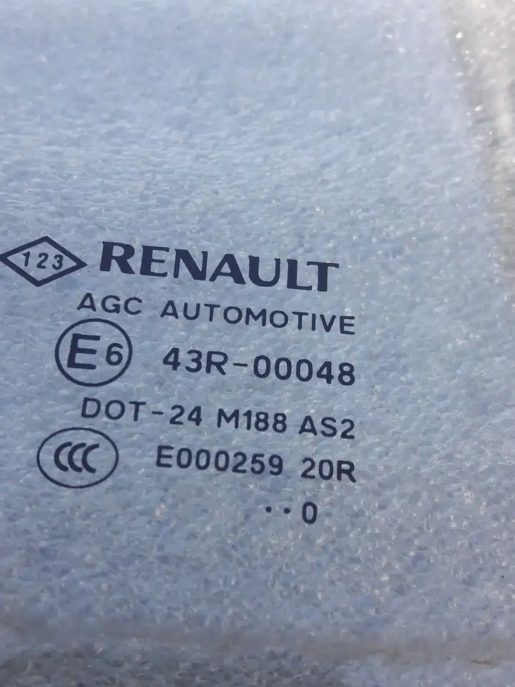 Renault Scenic III - Grand scenic III (2009 - 2016) 43R00048 Стекло задней двери — фото 2