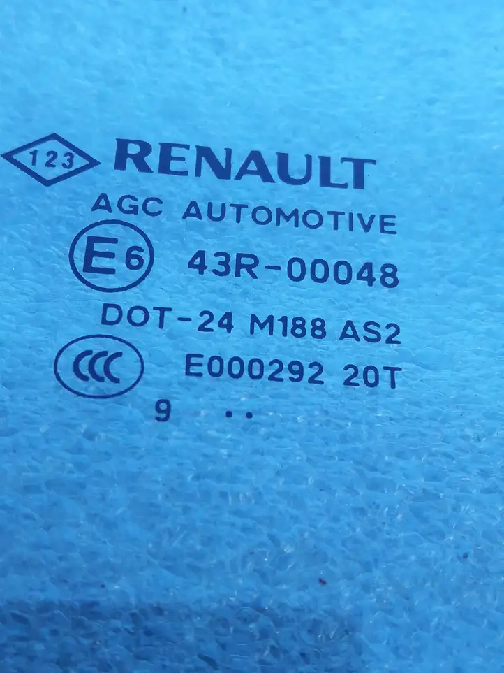 Renault Scenic III - Grand scenic III (2009 - 2016) 43R00048 Стекло задней двери — фото 2