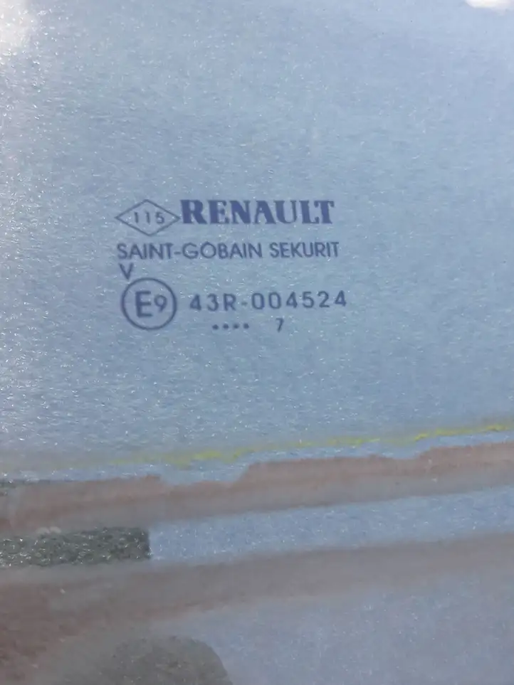 Renault Kadjar (2015 - 2018) 43R004524 Стекло задней двери — фото 2
