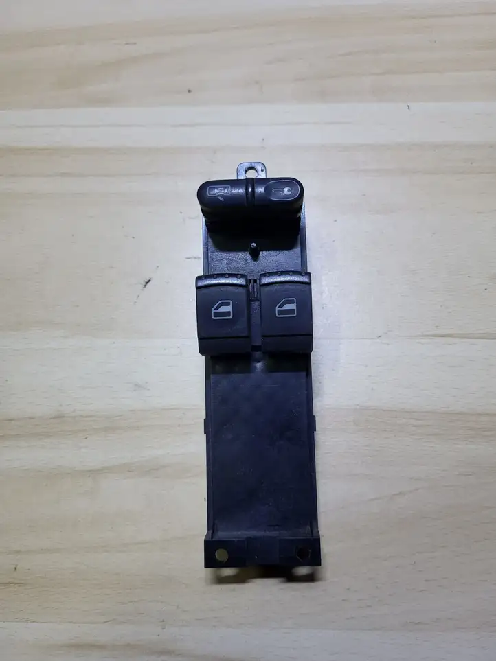 Seat Leon (1M) (1998 - 2006) 1J3959857 Блок кнопок стеклоподъемников — фото 1