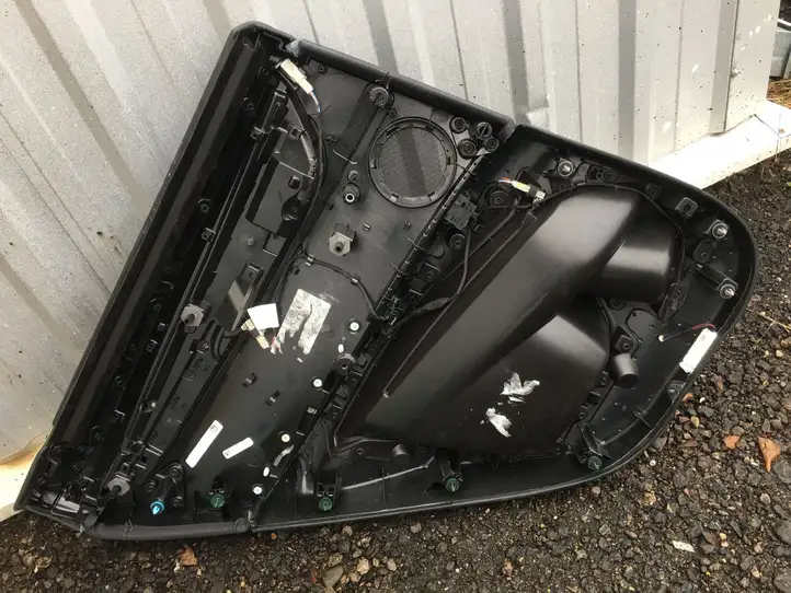 BMW X5 F15 (2013 - 2017) 105872846C Обшивка задней двери — фото 1
