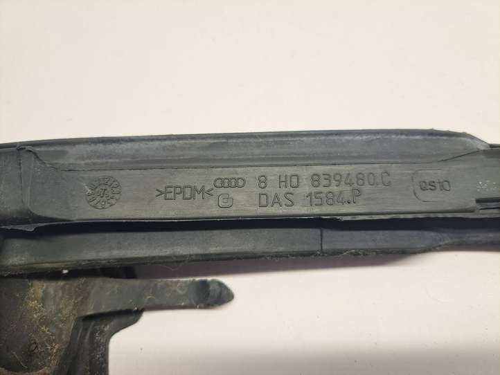 Audi A4 (2004 - 2009)  8H0839480C Уплотнительная резина стекла задней двери