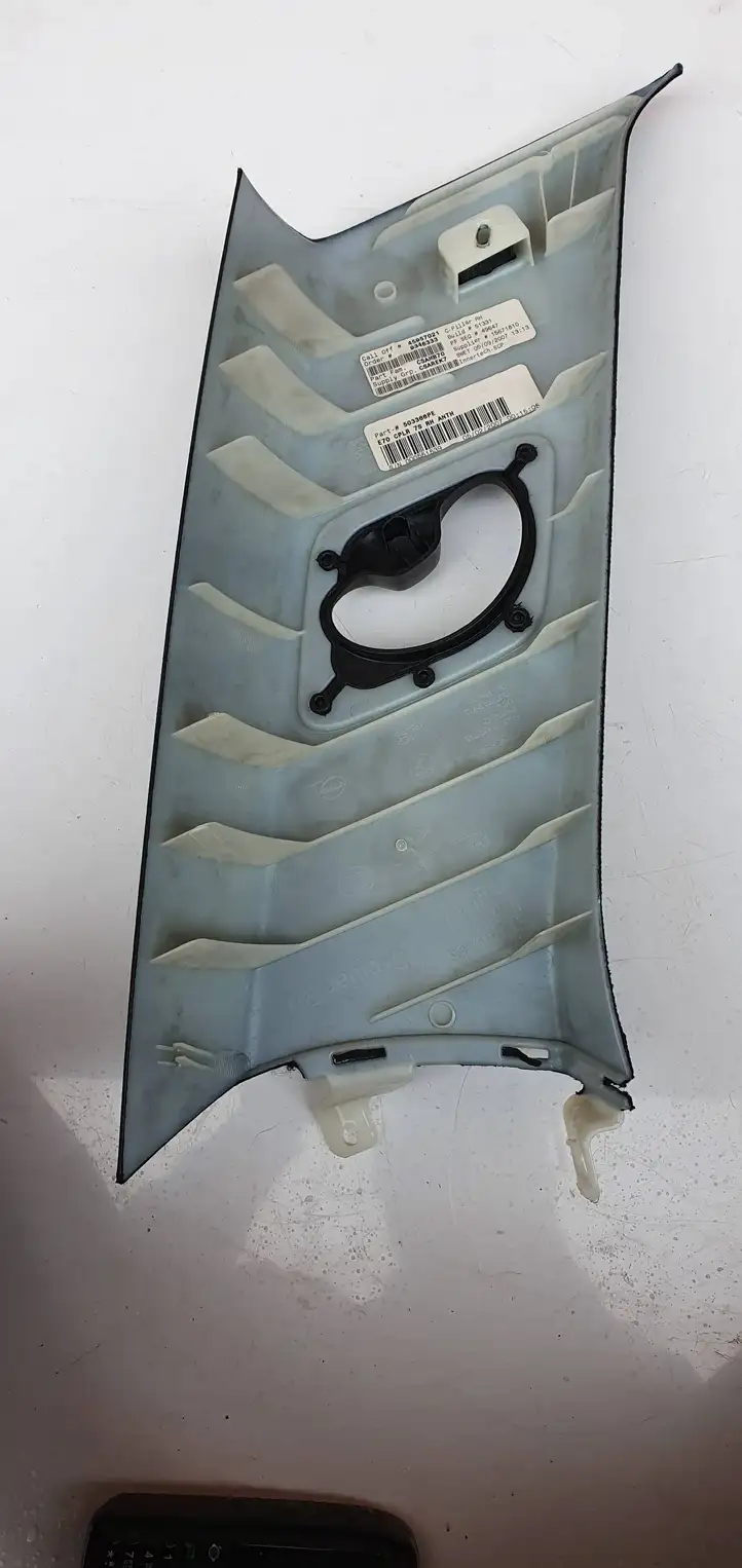 BMW X5 E70 (2006 - 2013) 15671810 Обшивка стойки A — фото 3