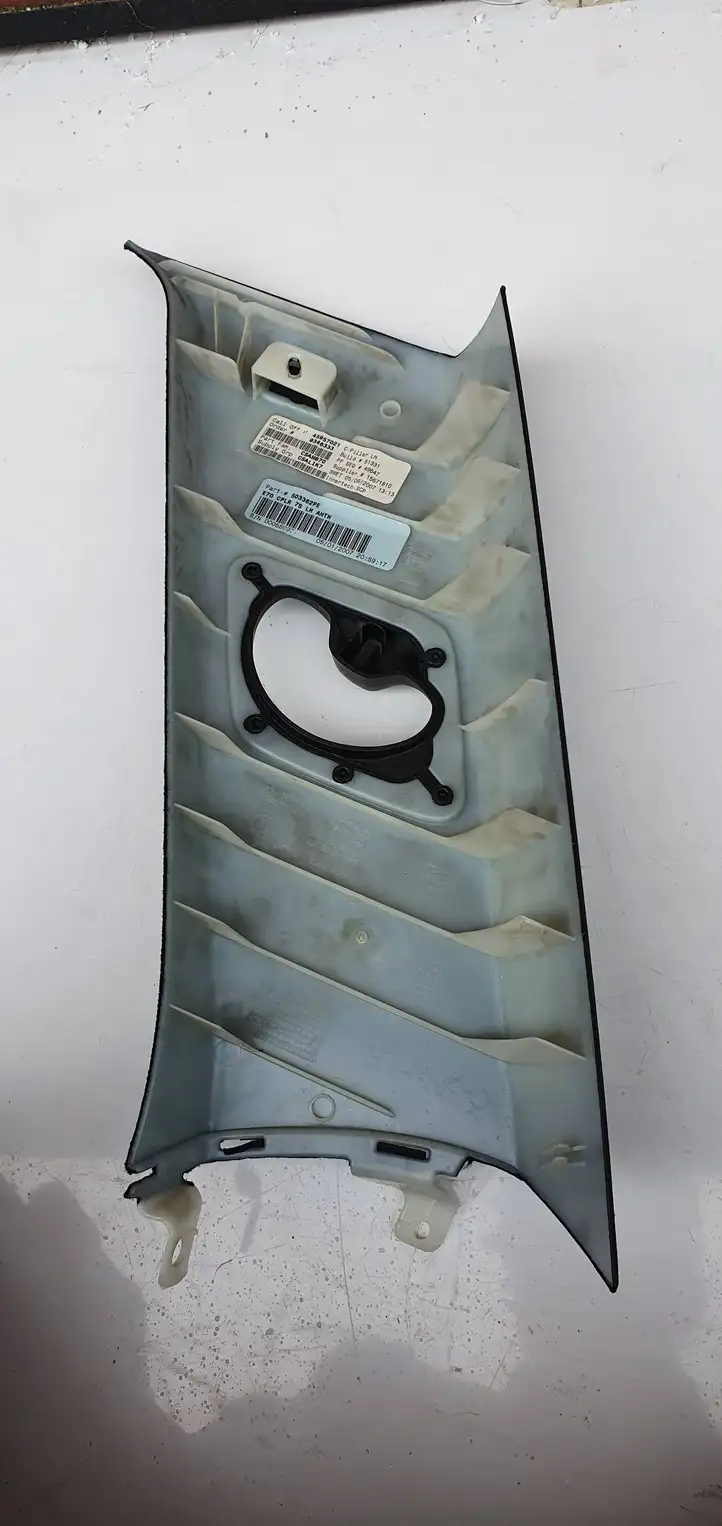 BMW X5 E70 (2006 - 2013) 7129755 Верхняя обшивка стойки B — фото 2