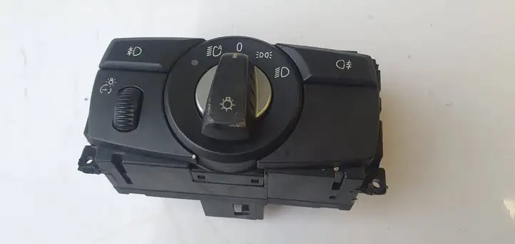 BMW X5 E70 (2006 - 2013) 9134726 Другие включатели / ручки/ переключатели — фото 1