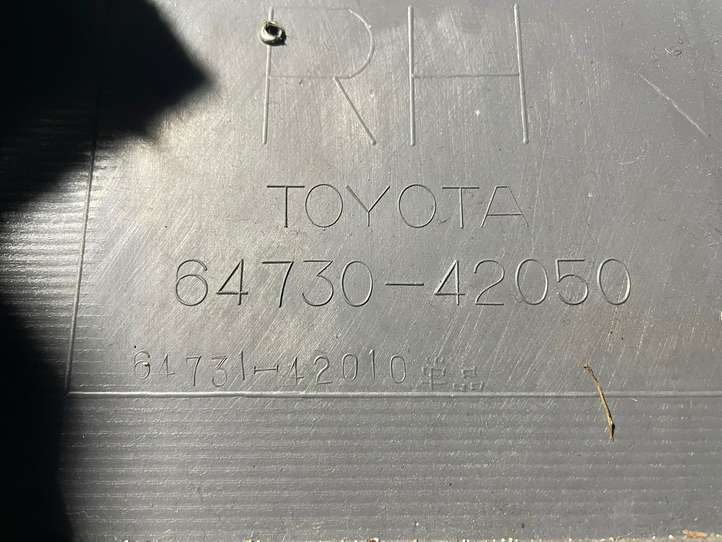 Toyota RAV 4 (XA20) (2000 - 2005)  6473042050 Боковая панель
