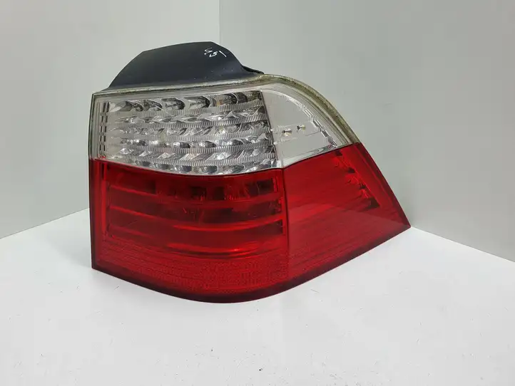 BMW 5 E60 E61 (2004 - 2010) 63217177694 Задний фонарь в кузове — фото 3