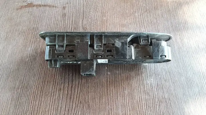 Fiat Scudo (2007 - 2016) 1499609077 Блок кнопок стеклоподъемников — фото 2