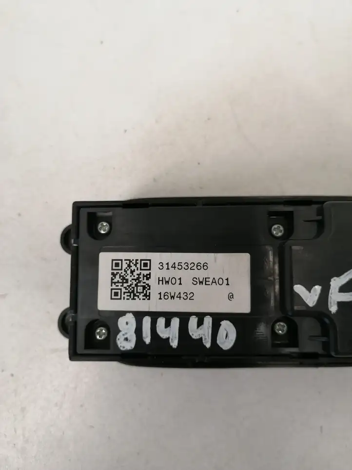 Volvo XC60 (2013 - 2017) 31453266 Кнопка стеклоподъемников — фото 3