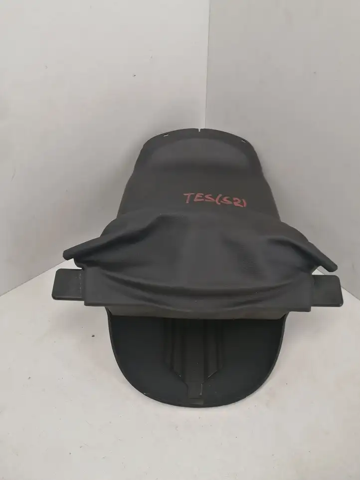 Tesla Model S (2012 - 2016) 105075200A Обшивка рулевой колонки — фото 1
