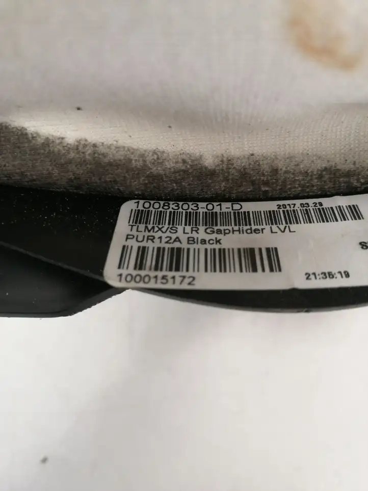 Tesla Model X (2015 - 2021) 100830301D Обшивка рулевой колонки — фото 3