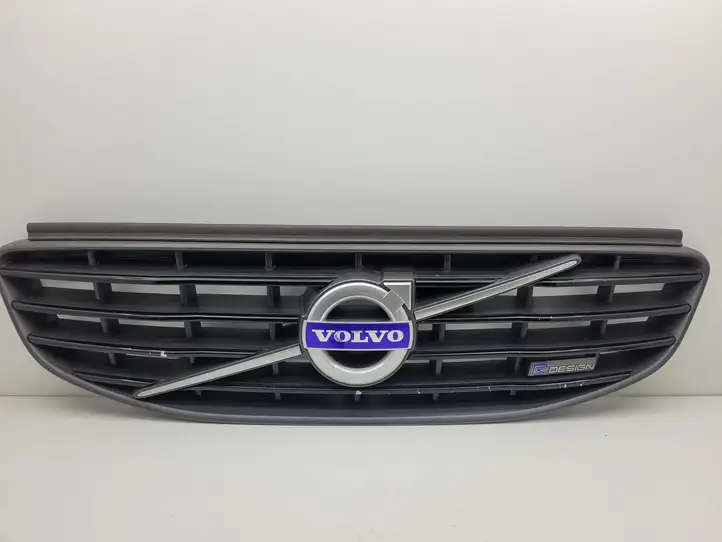 Volvo XC60 (2013 - 2017) 31386518 Верхняя решетка радиатора — фото 1