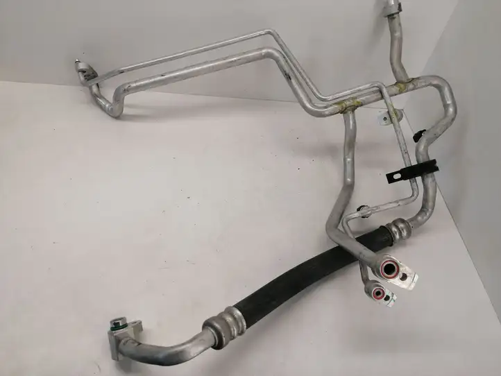 Tesla Model X (2015 - 2021) 104626500D Трубки и шланги кондиционера — фото 6