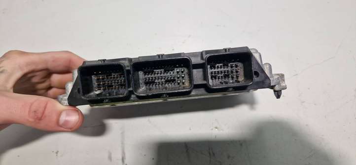 Ford Focus (2005 - 2008)  8M5112A650XC Блок управления двигателем ECU