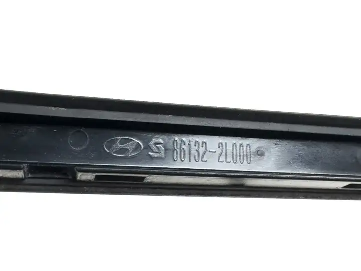 Hyundai i30 (2007 - 2012) 861322l000 Накладка стоек лобового стекла — фото 6
