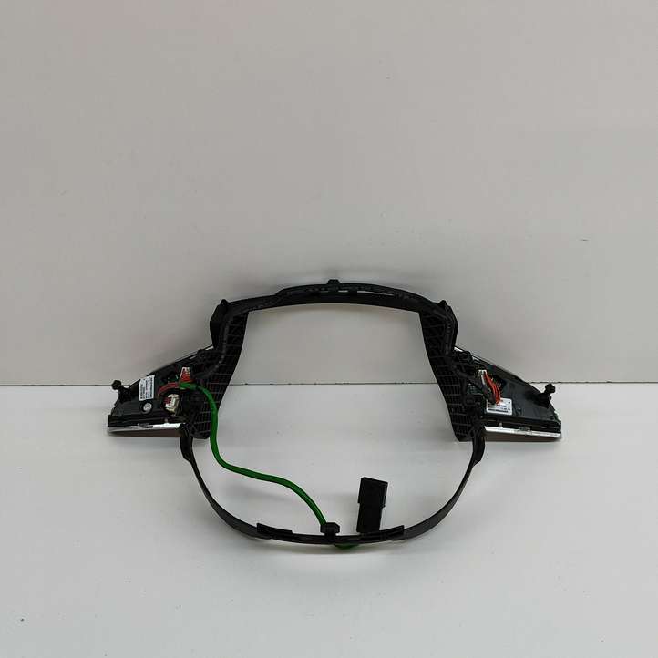 Audi A4 (2011 - 2015)  4L0951523C Кнопки рулевого колеса