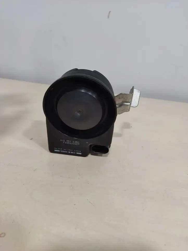 Audi A8 S8 D4 4H (2010 - 2014) 1K0951605C Сирена сигнализации — фото 1