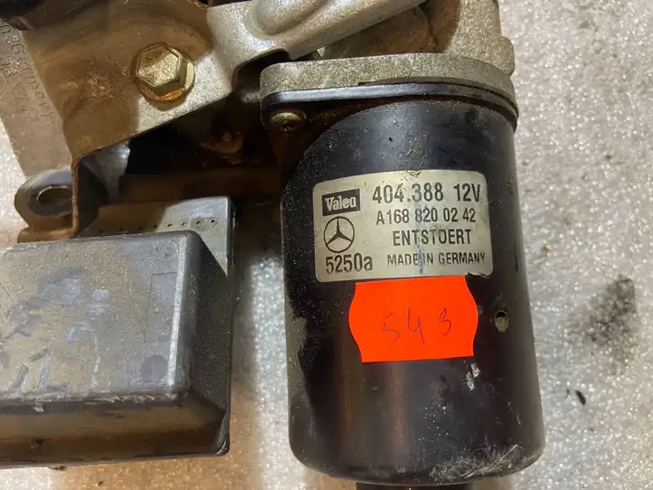 Mercedes-Benz Vaneo W414 (2001 - 2005) a1688200242 Двигатель стеклоочистителей — фото 2