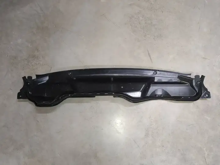 Opel Astra J (2009 - 2012) 1154682 Жабо стеклоочистителей — фото 1