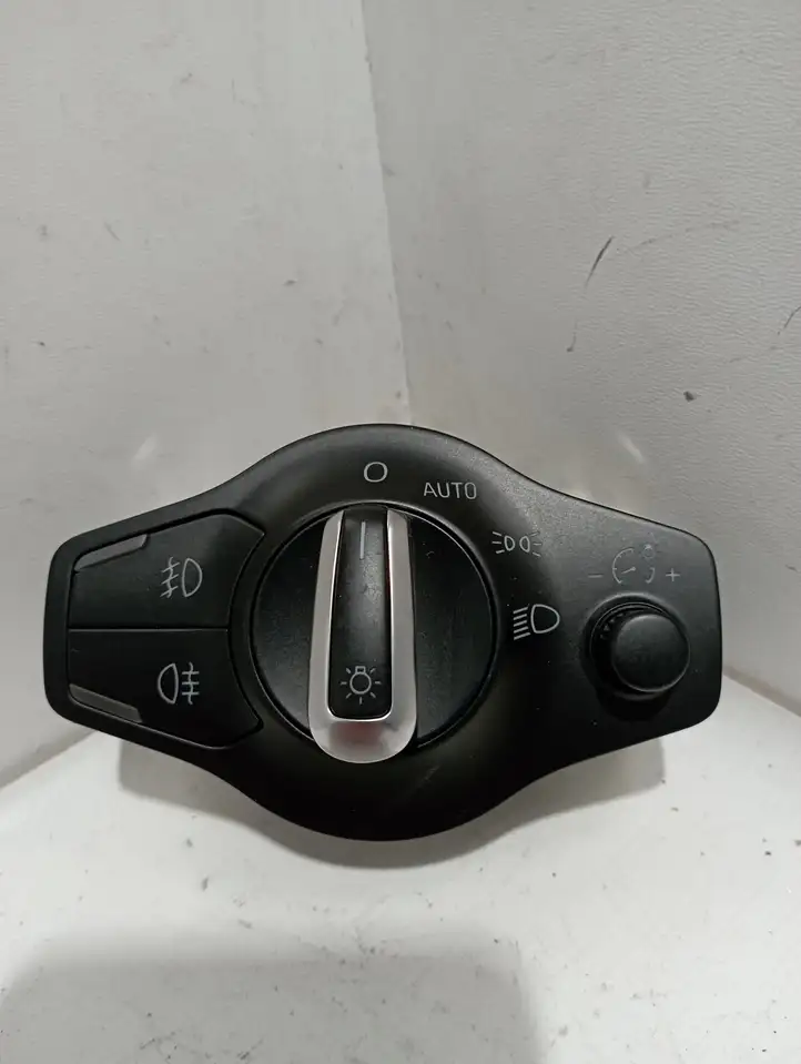 Audi A5 8T 8F (2011 - 2016) 8K0941531 Включатель фонарей — фото 1