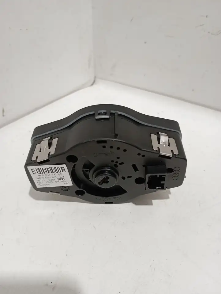 Audi A5 8T 8F (2011 - 2016) 8K0941531 Включатель фонарей — фото 4
