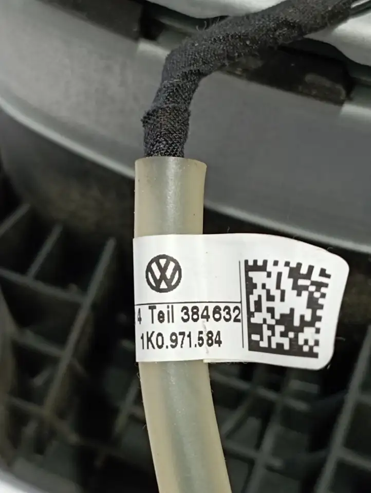 Volkswagen PASSAT B6 (2005 - 2010) 1K08802012E Подушка безопасности руля — фото 3